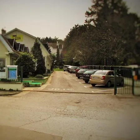 Bed & Breakfast Evandjelina 3*
